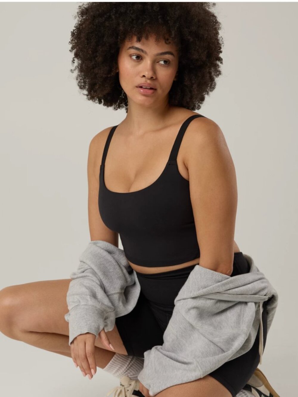 NWT Aerie Offline Hugger Black Longline Adjustable Strap Sports Bra (Medium)